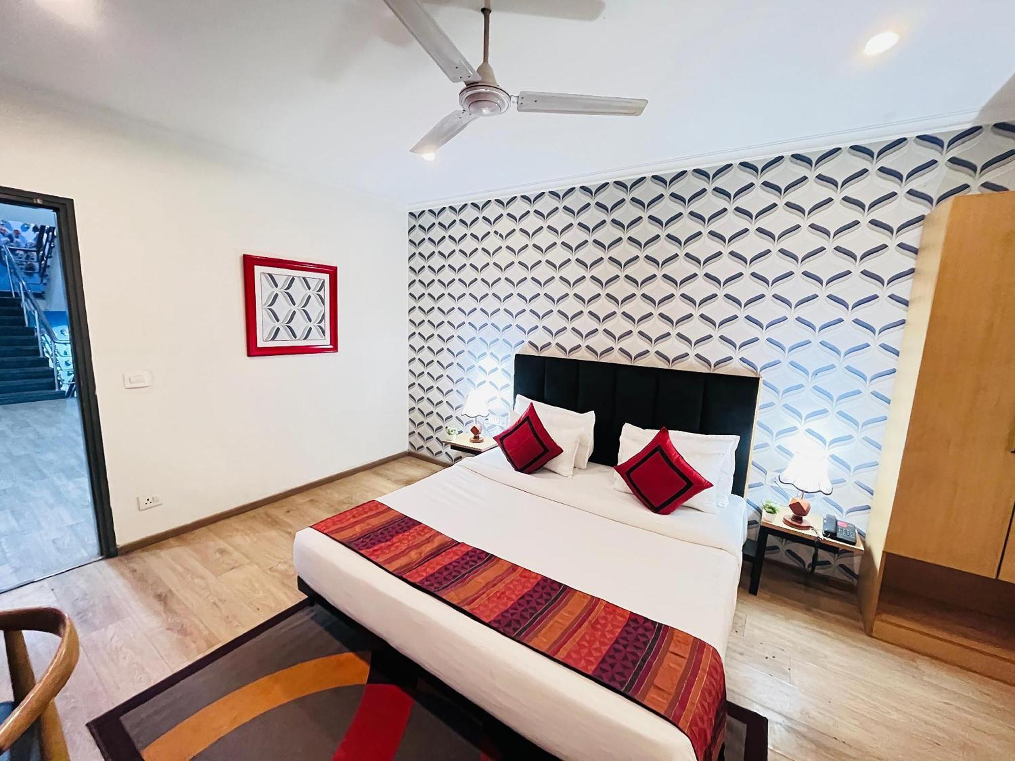 Qotel Hotel Chhatarpur - Oppsite Tivoli Garden 新德里 外观 照片