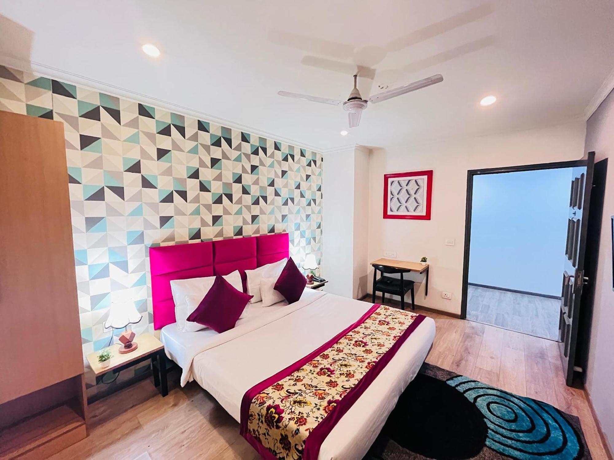 Qotel Hotel Chhatarpur - Oppsite Tivoli Garden 新德里 外观 照片